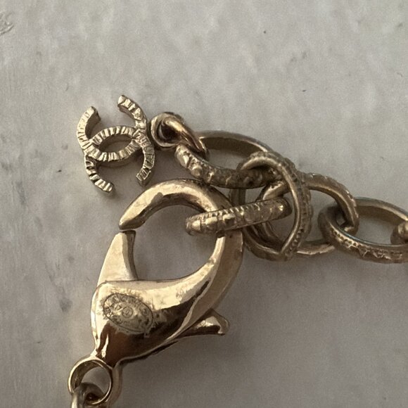 Chanel CC pendant pearl chocker - Picture 7 of 9